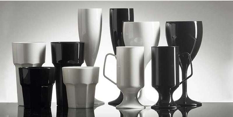 coloured-plastic-glassware-barware - black white