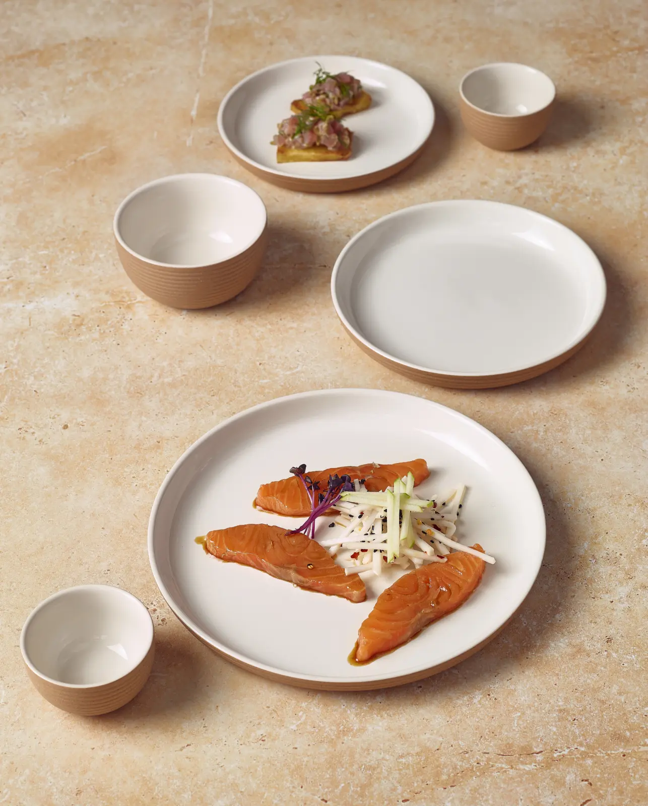 GenWare Kava White Stoneware Ribbed Plate 25cm - Image 2