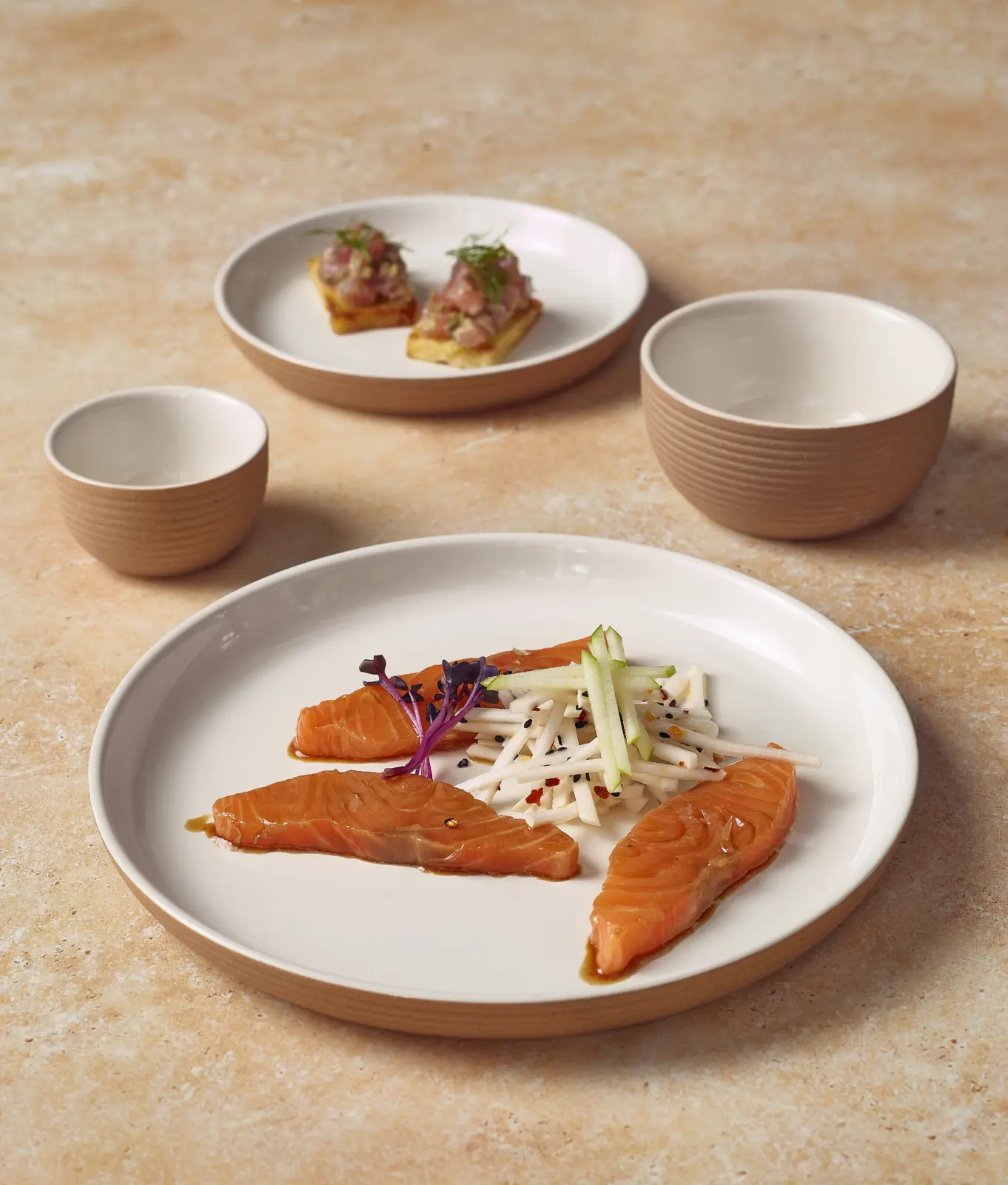 GenWare Kava White Stoneware Ribbed Plate 25cm - Image 3