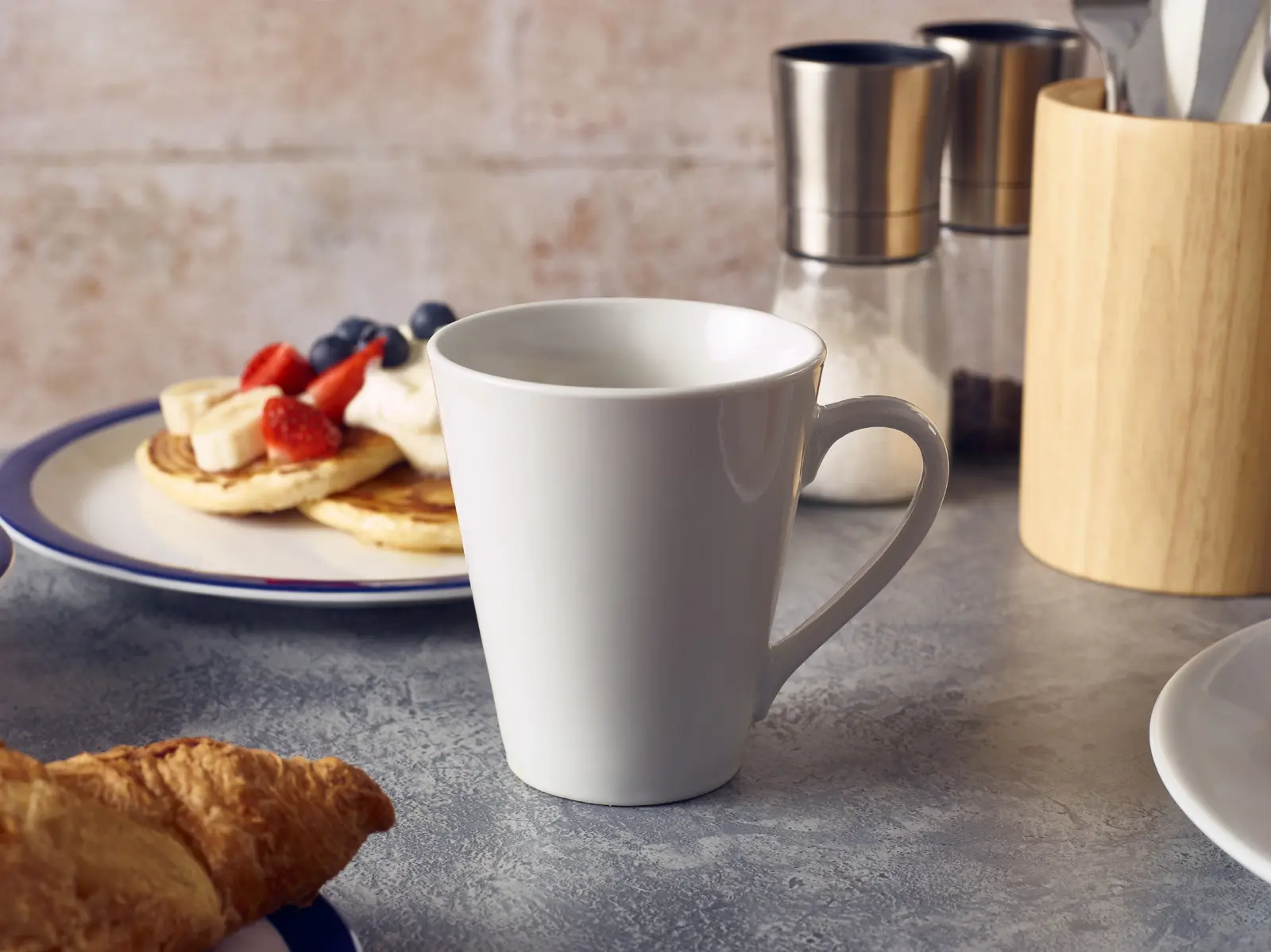 RG Porcelain Mug 29cl - Image 2