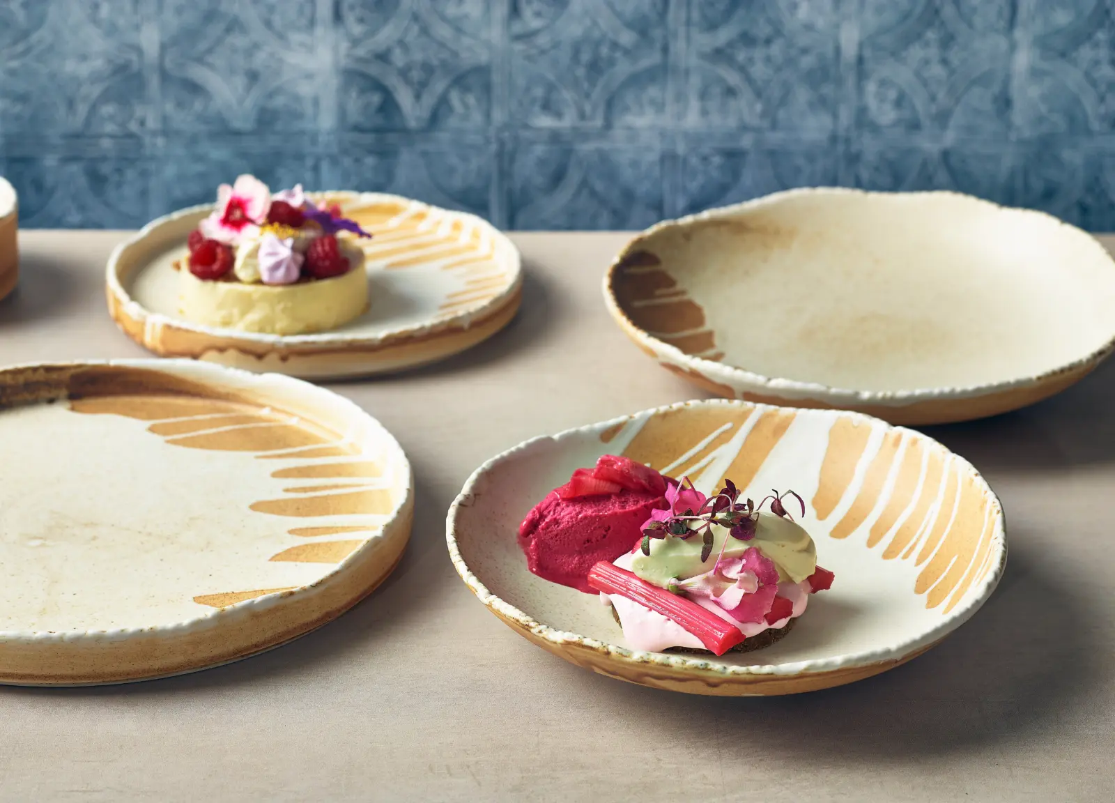 Roko Porcelain Sand Presentation Plate 26cm - Image 2