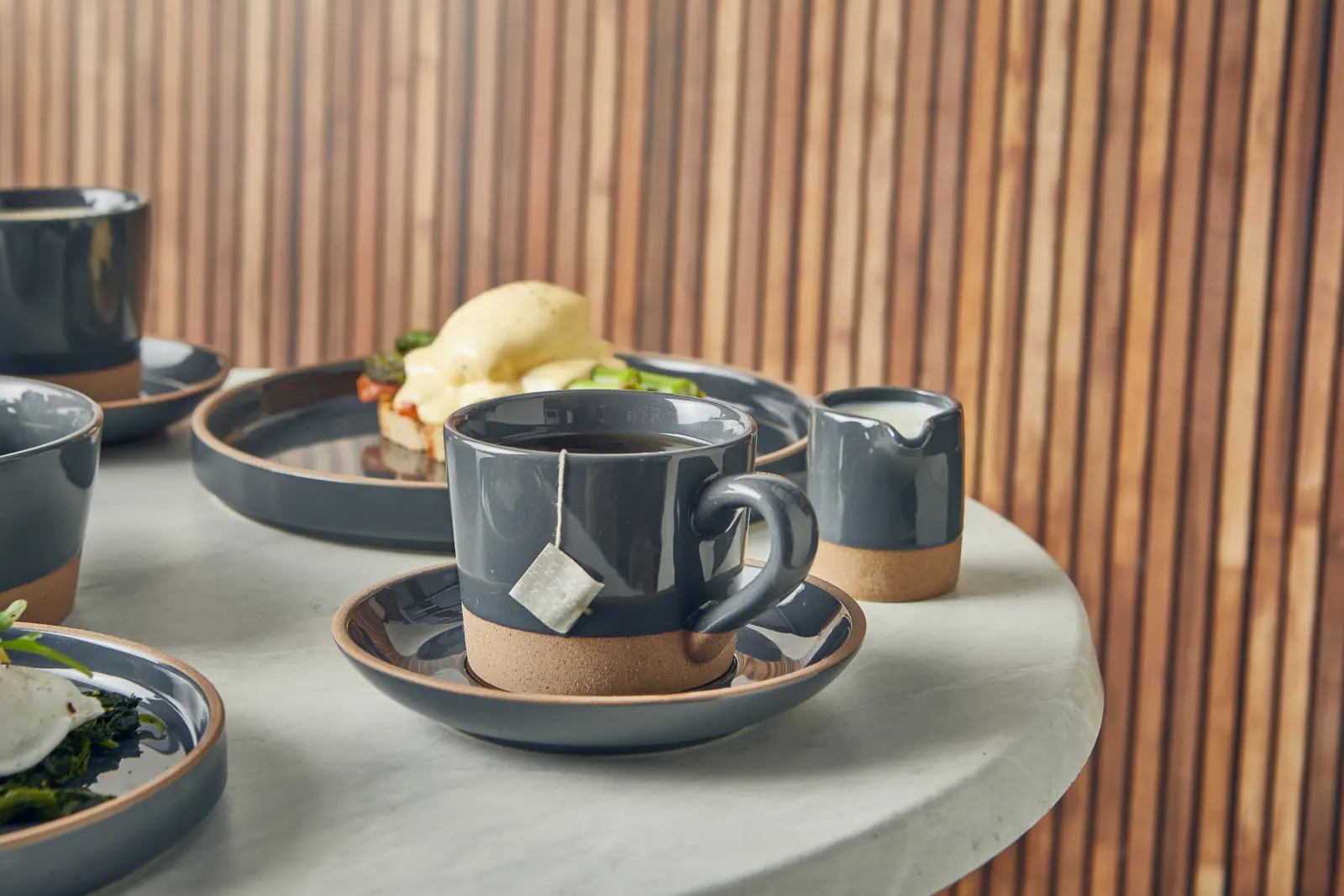 GenWare Kava Dark Grey Stoneware Coffee Cup 34cl/ 12oz - Image 3