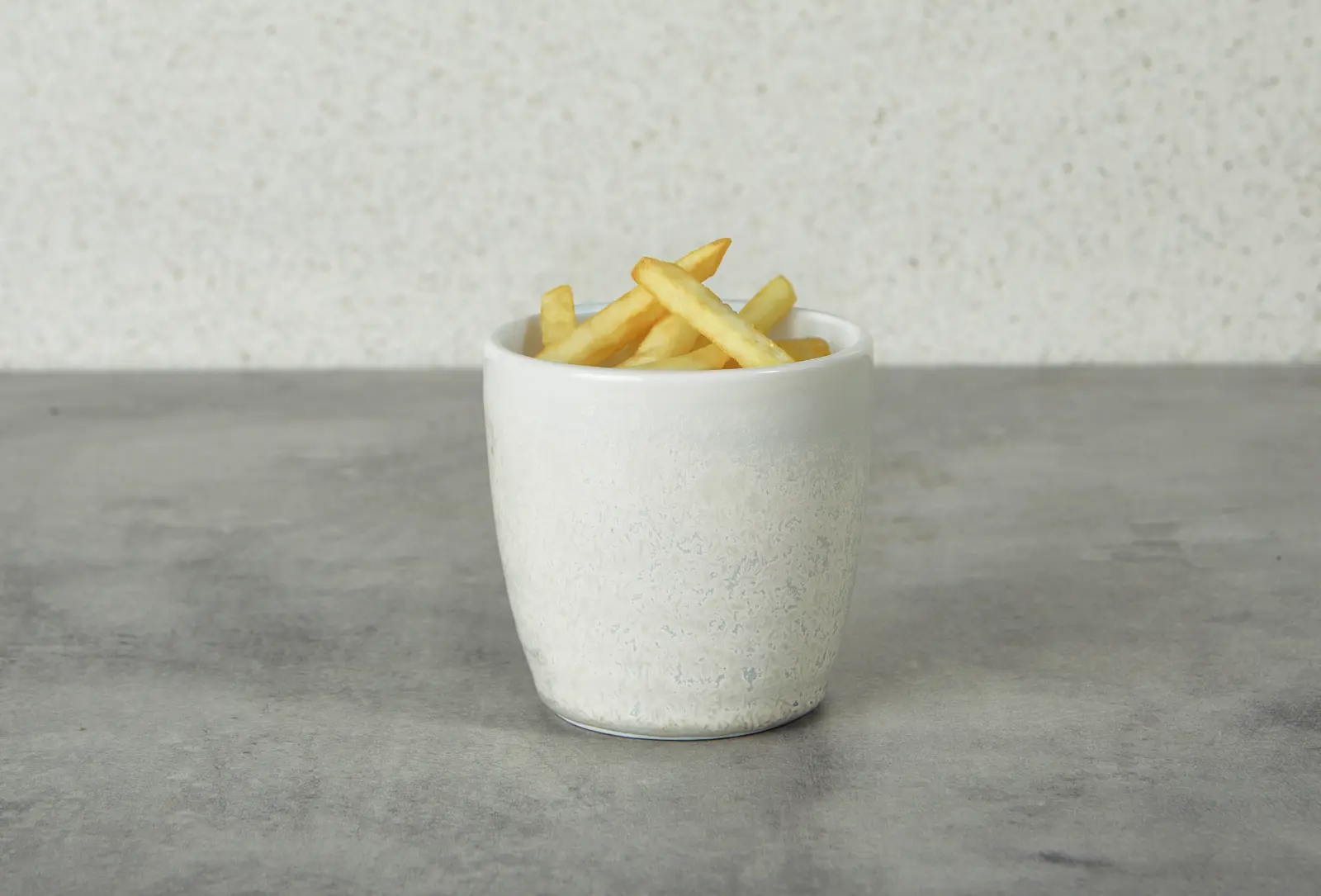 Terra Porcelain Pearl Chip Cup 30cl/ 10.5oz - Image 2