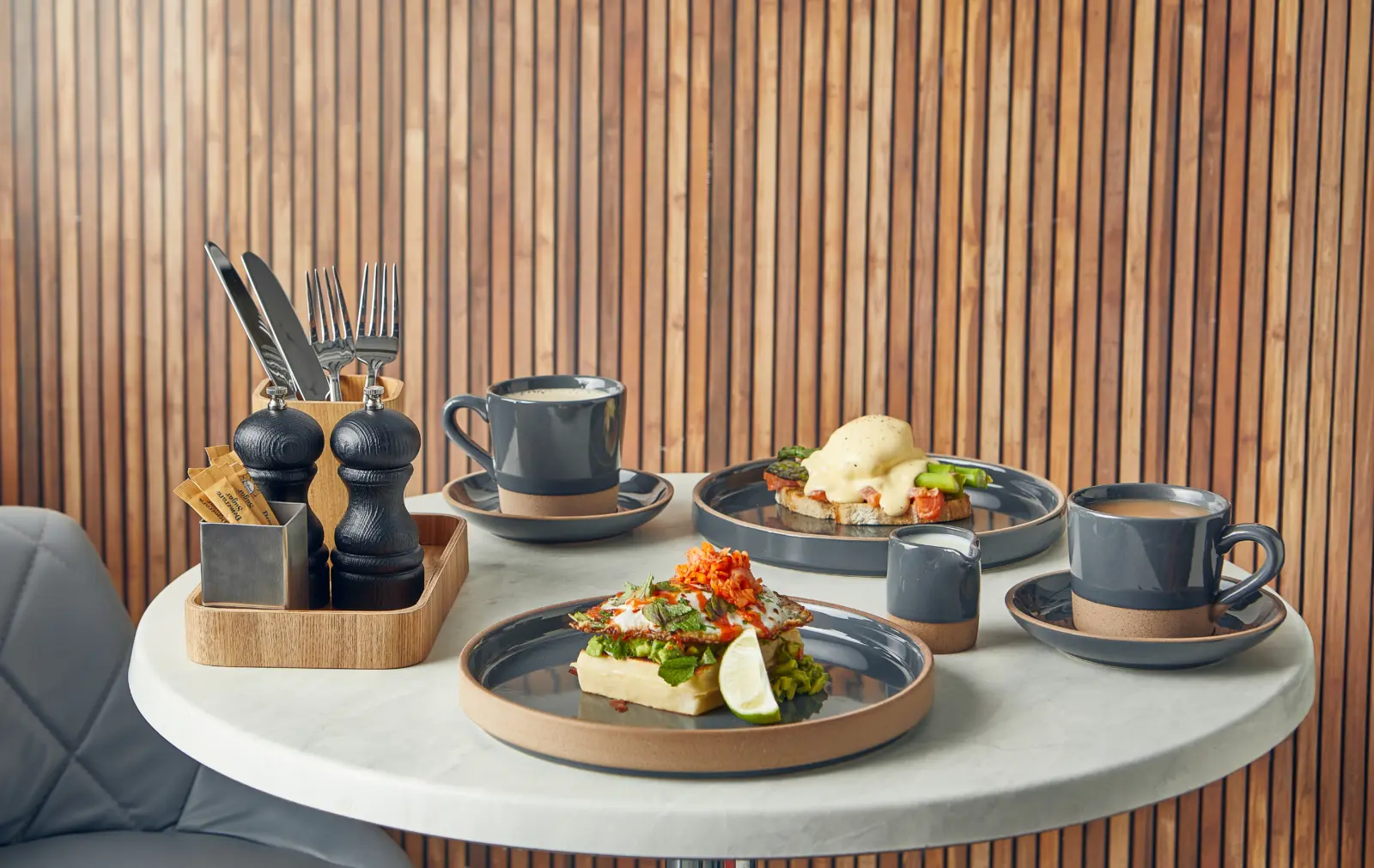 GenWare Kava Dark Grey Stoneware Raw Wall Presentation Plate 25cm - Image 2