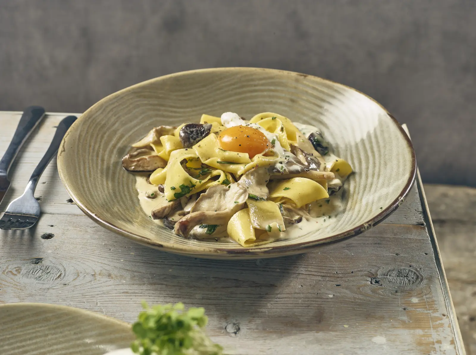 Terra Porcelain Grey Organic Coupe Bowl 26cm - Image 2