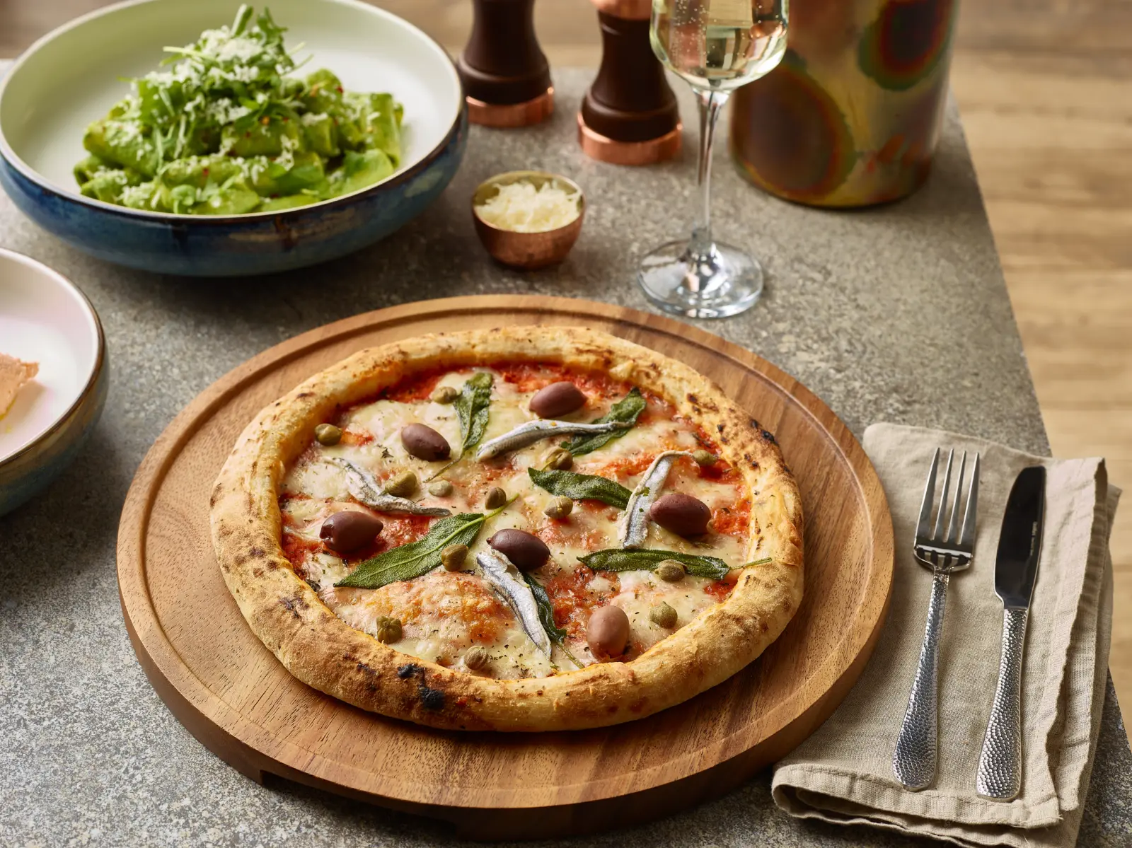 GenWare Acacia Wood Pizza Board 33cm - Image 3
