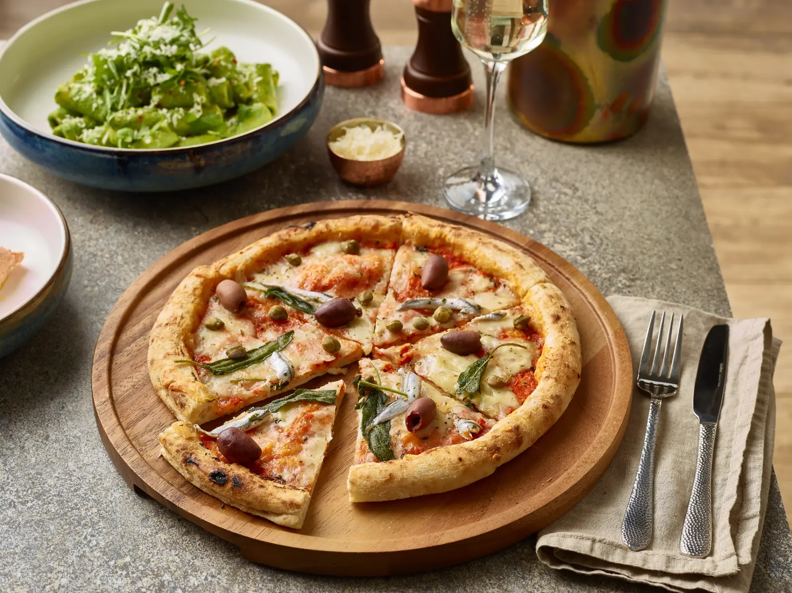GenWare Acacia Wood Pizza Board 33cm - Image 4