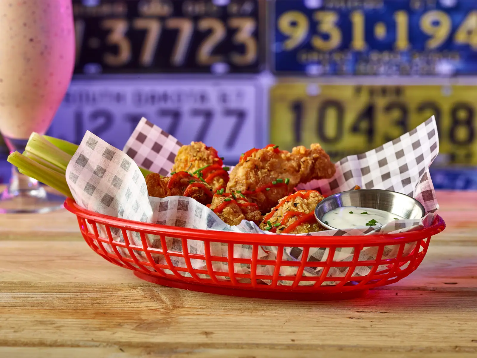 Fast Food Basket Red 23.5 x 15.4cm - Image 3