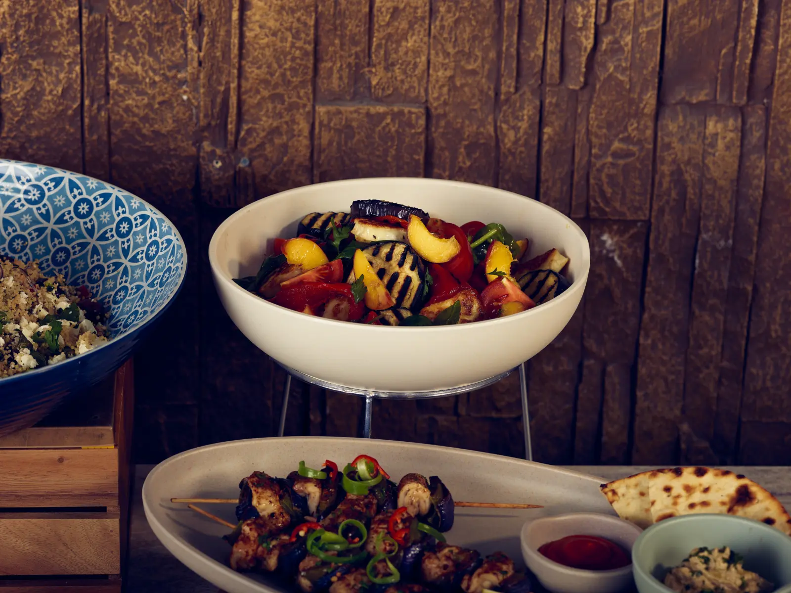 White Copenhagen Melamine Bowl 28 x 7.5cm - Image 2
