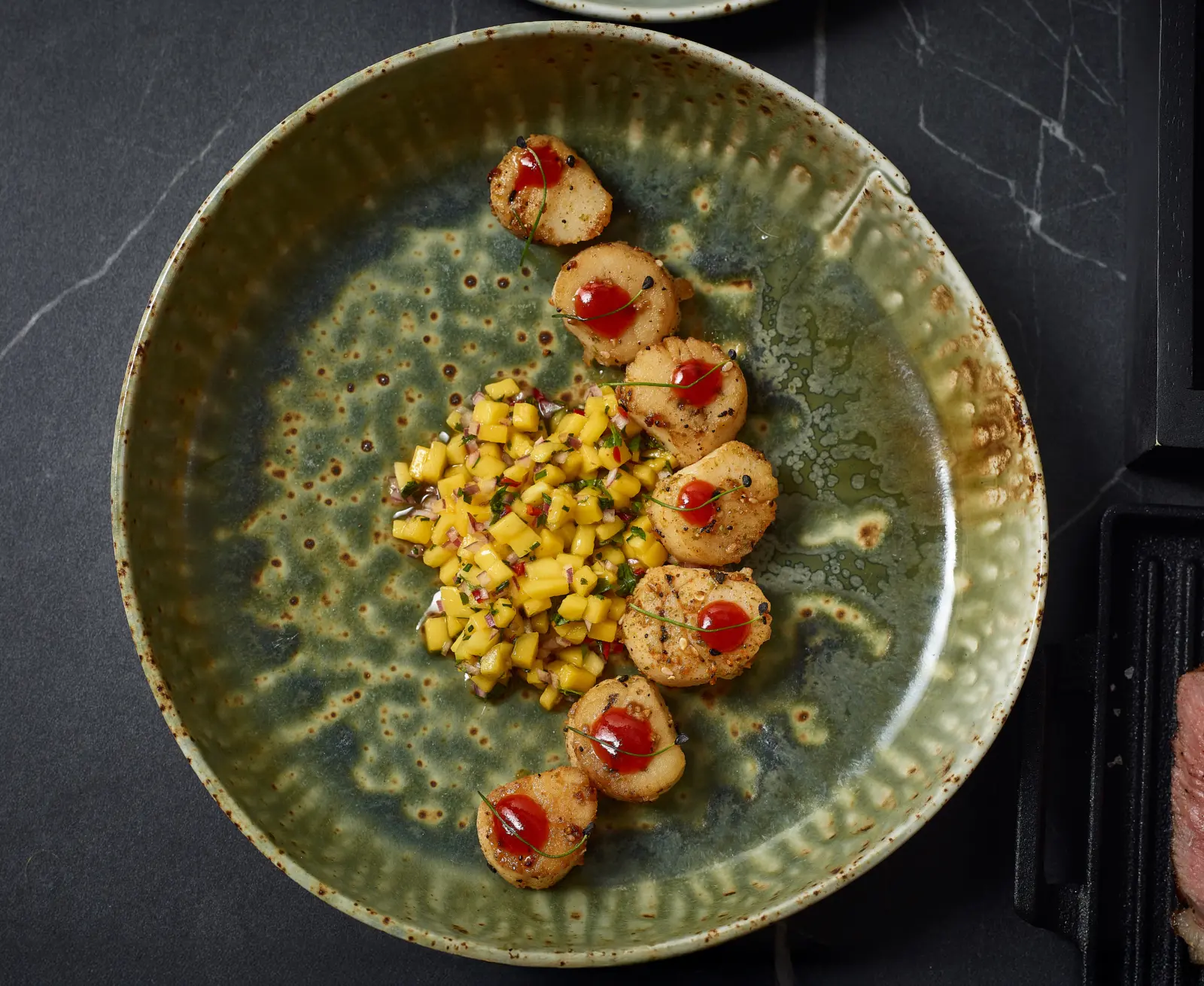 Kozo Porcelain Midori Deep Plate 23cm - Image 2